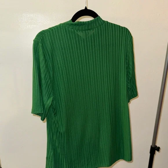 Green Ribbed Shirt - Picture 6 of 6